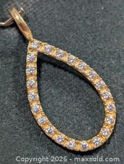 MaxSold Auction: Silver CZ Pendant  - Toronto (Ontario, Canada) PARTNER MANAGED Downsizing Online Auction - Yonge Street