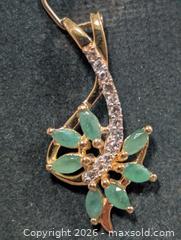 MaxSold Auction: Silver Emerald Pendant  - Toronto (Ontario, Canada) PARTNER MANAGED Downsizing Online Auction - Yonge Street