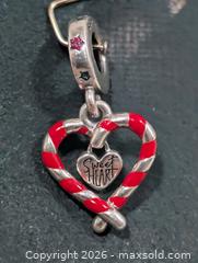 MaxSold Auction: Silver Pendant  - Toronto (Ontario, Canada) PARTNER MANAGED Downsizing Online Auction - Yonge Street