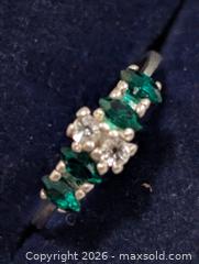 MaxSold Auction: Silver Ring,size 5.5 - Toronto (Ontario, Canada) PARTNER MANAGED Downsizing Online Auction - Yonge Street