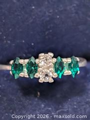 MaxSold Auction: Silver Ring,size 5.5 - Toronto (Ontario, Canada) PARTNER MANAGED Downsizing Online Auction - Yonge Street