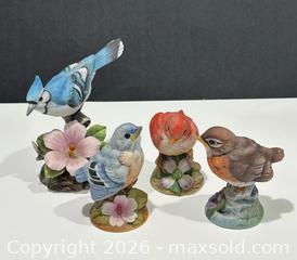 MaxSold Auction: Andrea By Sadek Porcelain Birds (4) - Burlington (Ontario, Canada) SELLER MANAGED Estate Sale Online Auction - Fairview Street (STORAGE)