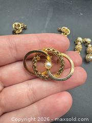 MaxSold Auction: Antique jewelry lot - Markham (Ontario, Canada) SELLER MANAGED Downsizing Online Auction - Loring Crescent