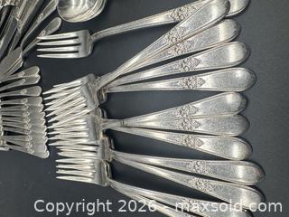 MaxSold Auction: Flatware set for 12 people - Markham (Ontario, Canada) SELLER MANAGED Downsizing Online Auction - Loring Crescent