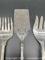 MaxSold Auction: Serving pieces silverware - Markham (Ontario, Canada) SELLER MANAGED Downsizing Online Auction - Loring Crescent