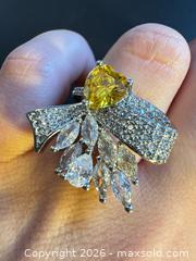 MaxSold Auction: Sterling silver crystal & citrine ring  - Markham (Ontario, Canada) SELLER MANAGED Downsizing Online Auction - Loring Crescent