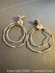 MaxSold Auction: Sterling silver hoops earrings  - Markham (Ontario, Canada) SELLER MANAGED Downsizing Online Auction - Loring Crescent