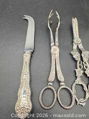 MaxSold Auction: Various old grape shears and scissors  - Markham (Ontario, Canada) SELLER MANAGED Downsizing Online Auction - Loring Crescent