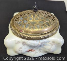 MaxSold Auction: C.1900 Signed Wavecrest Trade Mark Pillow Form Art Glass Lidded Ferner  - Toronto (Ontario, Canada) PARTNER MANAGED Reseller Online Auction - Railside Road