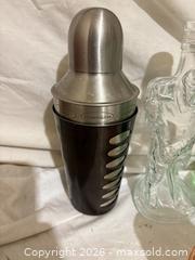MaxSold Auction: Assorted Barware & Glassware: Shaker, Decanter, Novelty Bottle - Toronto (Ontario, Canada) SELLER MANAGED Downsizing Online Auction - Rutherford Avenue