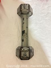 MaxSold Auction: Hex and Vinyl/Neoprene Dumbbells, 6 Pieces (3 Pairs) - Toronto (Ontario, Canada) SELLER MANAGED Downsizing Online Auction - Rutherford Avenue