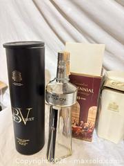 MaxSold Auction: Lot of Canadian Whisky Decanter & Collectible Liquor Bottles - Toronto (Ontario, Canada) SELLER MANAGED Downsizing Online Auction - Rutherford Avenue