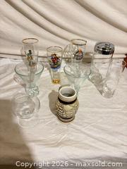 MaxSold Auction: Mixed Glass Lot of 9 Assorted Drinking Glasses - Toronto (Ontario, Canada) SELLER MANAGED Downsizing Online Auction - Rutherford Avenue