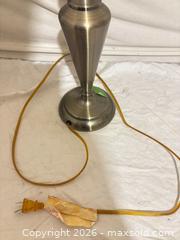 MaxSold Auction: Traditional Antique Brass Metal Table Lamp - Toronto (Ontario, Canada) SELLER MANAGED Downsizing Online Auction - Rutherford Avenue