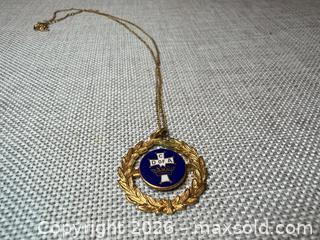 MaxSold Auction: 1/20 12k Gold Necklace  - Almonte (Ontario, Canada) SELLER MANAGED Downsizing Online Auction - River Road