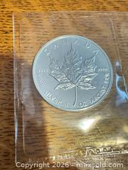 MaxSold Auction: 1998  1 oz Canadian silver dollar  - Almonte (Ontario, Canada) SELLER MANAGED Downsizing Online Auction - River Road