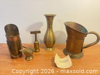 MaxSold Auction: Brass and copper decorations lot  - Almonte (Ontario, Canada) SELLER MANAGED Downsizing Online Auction - River Road