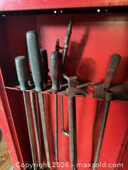 MaxSold Auction: Chisels and pry bars lot - Almonte (Ontario, Canada) SELLER MANAGED Downsizing Online Auction - River Road