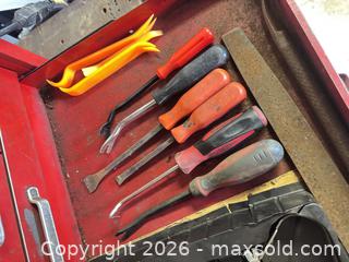 MaxSold Auction: Chisels lot  - Almonte (Ontario, Canada) SELLER MANAGED Downsizing Online Auction - River Road