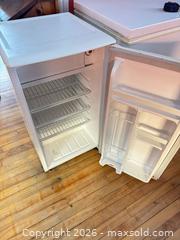 MaxSold Auction: Danby mini fridge  - Almonte (Ontario, Canada) SELLER MANAGED Downsizing Online Auction - River Road