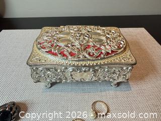 MaxSold Auction: Jewelry box with rings lot  - Almonte (Ontario, Canada) SELLER MANAGED Downsizing Online Auction - River Road