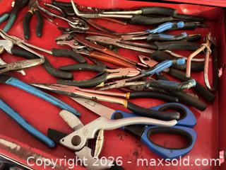 MaxSold Auction: Large pliers lot - Almonte (Ontario, Canada) SELLER MANAGED Downsizing Online Auction - River Road