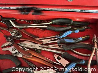 MaxSold Auction: Large pliers lot - Almonte (Ontario, Canada) SELLER MANAGED Downsizing Online Auction - River Road