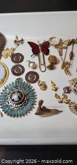 MaxSold Auction: Miscellaneous Collection Lot 3 - pins brooches - Almonte (Ontario, Canada) SELLER MANAGED Downsizing Online Auction - River Road