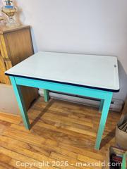 MaxSold Auction: Retro enamel top table  - Almonte (Ontario, Canada) SELLER MANAGED Downsizing Online Auction - River Road