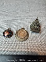 MaxSold Auction: Vintage pendant lot  - Almonte (Ontario, Canada) SELLER MANAGED Downsizing Online Auction - River Road