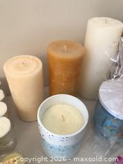 MaxSold Auction: Candles  - Vaughan (Ontario, Canada) SELLER MANAGED Downsizing Online Auction - Andy Crescent