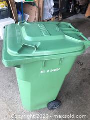 MaxSold Auction: Green Bin - Vaughan (Ontario, Canada) SELLER MANAGED Downsizing Online Auction - Andy Crescent