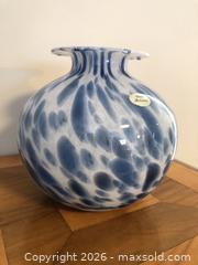 MaxSold Auction: Maestri Vetrai Vase - Vaughan (Ontario, Canada) SELLER MANAGED Downsizing Online Auction - Andy Crescent