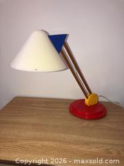 MaxSold Auction: Vintage Desk Lamp - Vaughan (Ontario, Canada) SELLER MANAGED Downsizing Online Auction - Andy Crescent