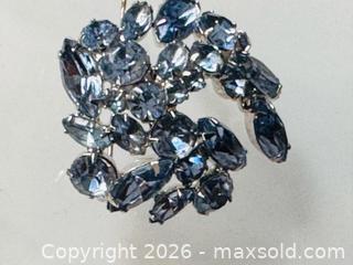 MaxSold Auction: Vintage Blue Rhinestone Silver-Tone "Sherman Style" Metal Brooch - Pickering (Ontario, Canada) PARTNER MANAGED Estate Sale Online Auction - Granite Court