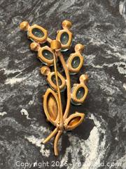 MaxSold Auction: Vintage Old 1940s Aqua Teal Floral Crystal Rhinestone Leaf Gold-Tone Open Back Brooch  - Pickering (Ontario, Canada) PARTNER MANAGED Estate Sale Online Auction - Granite Court