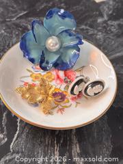 MaxSold Auction: Vintage Royal Worcester Trinket Dish & Vintage Jewelry Lot Flower Brooch GP Maple Leaf  Cameo - Pickering (Ontario, Canada) PARTNER MANAGED Estate Sale Online Auction - Granite Court