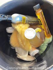 MaxSold Auction: Car cleaning kit - Cocoa (Florida, USA) SELLER MANAGED Estate Sale Online Auction - Broadcast Court.