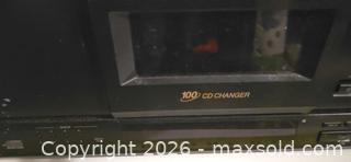 MaxSold Auction: 100 CD Changer - Ottawa (Ontario, Canada) SELLER MANAGED Downsizing Online Auction - Pembina Private