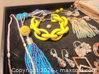 MaxSold Auction: Boho Mixed Jewelry Lot  - Blandford-Blenheim (Ontario, Canada) SELLER MANAGED Downsizing Online Auction -  Harmer Crescent