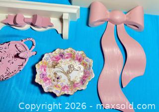 MaxSold Auction: Decor & Jewelry Lot  - Blandford-Blenheim (Ontario, Canada) SELLER MANAGED Downsizing Online Auction -  Harmer Crescent