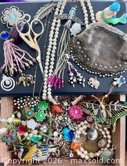 MaxSold Auction: Grandma’s Trinket Box Lot  - Blandford-Blenheim (Ontario, Canada) SELLER MANAGED Downsizing Online Auction -  Harmer Crescent