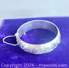 MaxSold Auction: Ladye Fayre Sterling Silver Bangle  - Blandford-Blenheim (Ontario, Canada) SELLER MANAGED Downsizing Online Auction -  Harmer Crescent