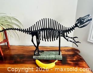 MaxSold Auction: Large Metal Sculpture  - Blandford-Blenheim (Ontario, Canada) SELLER MANAGED Downsizing Online Auction -  Harmer Crescent