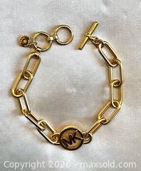 MaxSold Auction: Lot of 2 Michael Kors Bracelets  - Blandford-Blenheim (Ontario, Canada) SELLER MANAGED Downsizing Online Auction -  Harmer Crescent