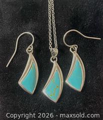 MaxSold Auction: Turquoise & Sterling Set - Blandford-Blenheim (Ontario, Canada) SELLER MANAGED Downsizing Online Auction -  Harmer Crescent