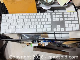 MaxSold Auction: iMac with Intel i5 Processor - Bremerton (Washington, USA) SELLER MANAGED Estate Sale Online Auction - Burwell Street