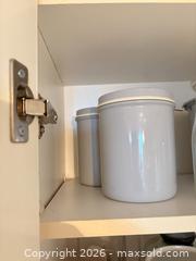 MaxSold Auction: Assorted Kitchenware, Bakeware & Drinkware Lot B - Ottawa (Ontario, Canada) PARTNER MANAGED Downsizing Online Auction - Carling Avenue (CONDO)