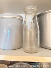 MaxSold Auction: Assorted Kitchenware, Bakeware & Drinkware Lot B - Ottawa (Ontario, Canada) PARTNER MANAGED Downsizing Online Auction - Carling Avenue (CONDO)