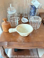 MaxSold Auction: Lot of Assorted Glassware and Small Ceramics B - Ottawa (Ontario, Canada) PARTNER MANAGED Downsizing Online Auction - Carling Avenue (CONDO)